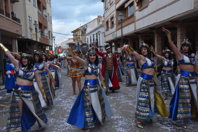 El Alhiguí de honor del Carnaval de Miguelturra se va para Harúspices de Tomelloso y su fantasía «La vuelta al mundo en 80 días»
