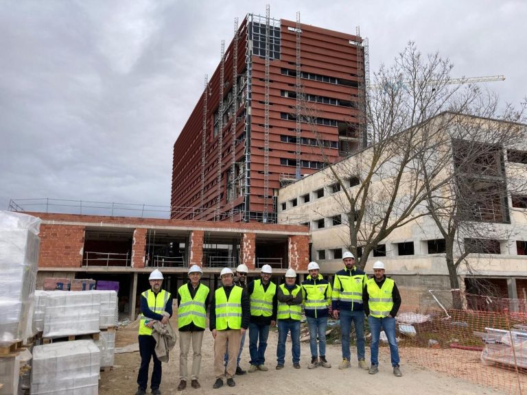 El Colegio de Arquitectos de Ciudad Real visita el edificio de la futura Ciudad Administrativa de la JCCM