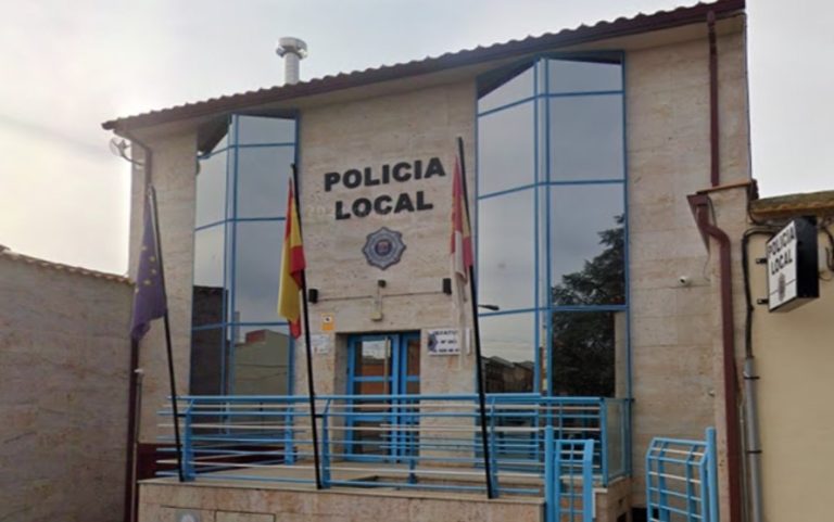 El PSOE de Almodóvar del Campo critica que el pueblo se quede sin Policía Local en las noches de lunes a jueves El PSOE de Almodóvar del Campo critica que el pueblo se quede sin Policía Local en las noches de lunes a jueves