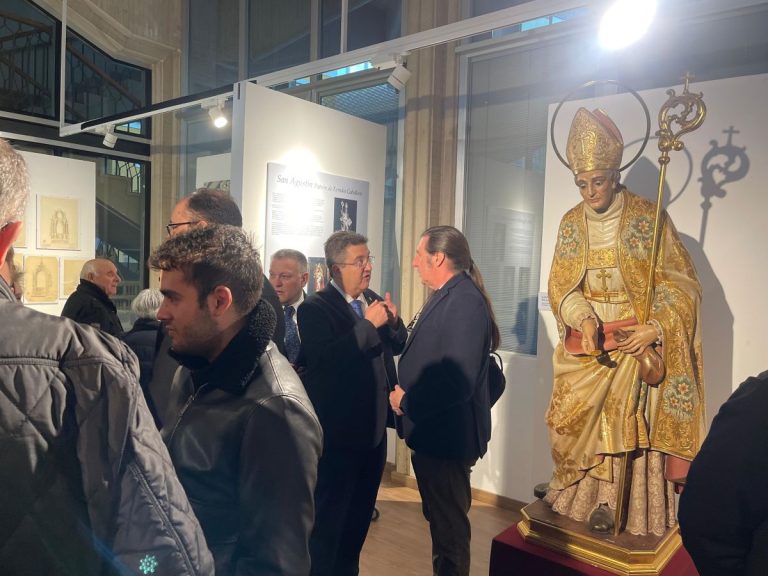 Ciudad Real conmemora el 425 aniversario de la Hermandad de la Virgen del Prado con la exposición de Rausell y Llorens