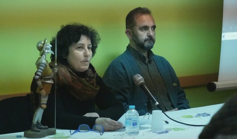 Alcubillas acoge hasta finales de agosto la exposición «Afilando el pasado: las piedras de amolar en la Historia» Alcubillas acoge hasta finales de agosto la exposición «Afilando el pasado: las piedras de amolar en la Historia»