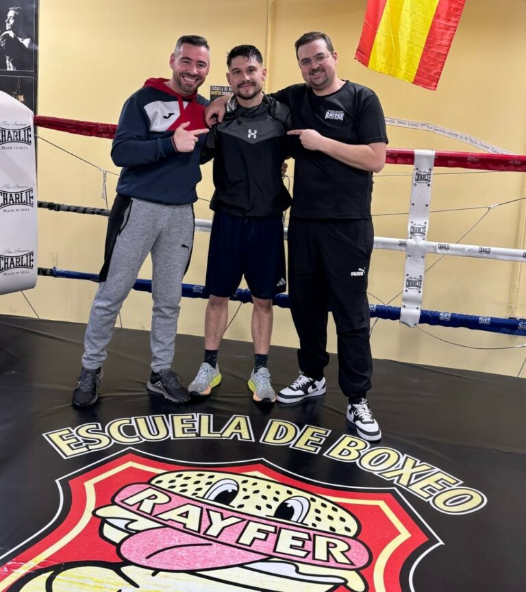 Daniel «El Potro» Sepúlveda, del Club de Boxeo Rayfer de Ciudad Real, boxea este sábado en Mora