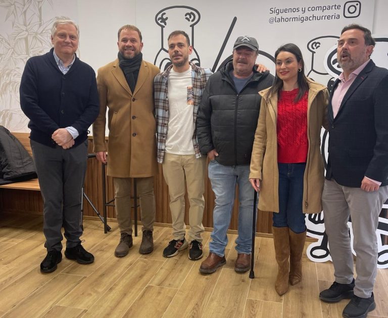 Ciudad Real: José Antonio Herrera ‘Coke’ abre la nueva Churrería La Hormiga, «un sueño hecho realidad»