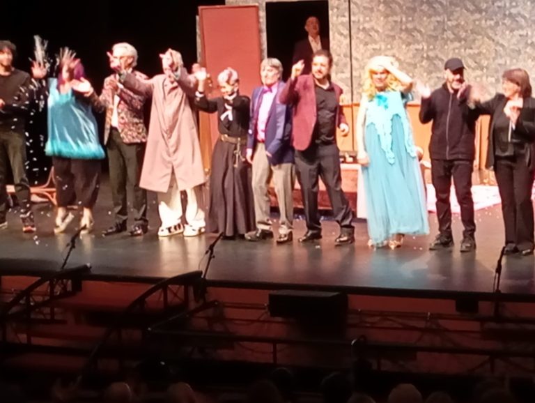 Ciudad Real: Lantana y «Enjambre» llenaron el Teatro Quijano