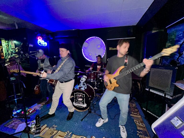 Puertollano: ‘Chris Alan & Troublues’, el lujazo del blues en el directo del Luna