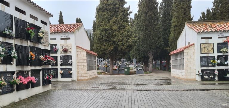 El Ayuntamiento de Puertollano mejora el Cementerio Municipal con una inversión de 144.976,55 euros