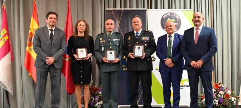 Valverde ensalza el servicio esencial que presta a la provincia el Consorcio del SCIS en el acto conmemorativo del Día del Bombero