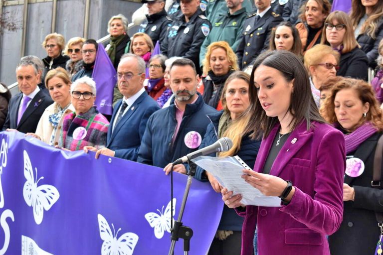 Puertollano llama a reforzar los derechos, la protección y la participación social y política de las mujeres