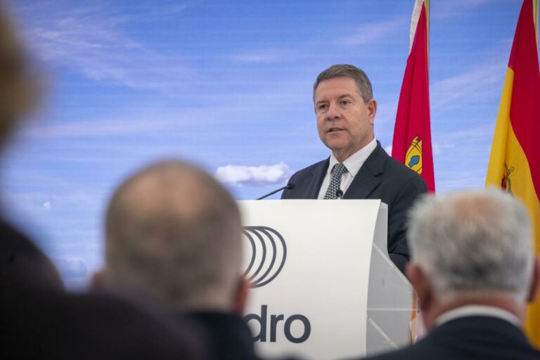 García-Page avanza una inversión de 46 millones de euros para promover la recualificación y formación de personas desempleadas García-Page avanza una inversión de 46 millones de euros para promover la recualificación y formación de personas desempleadas