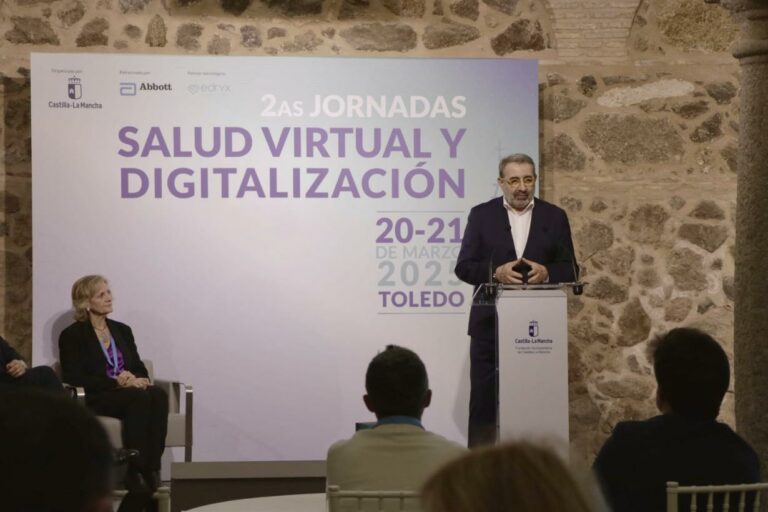 La salud digital está revolucionando la forma en que se brinda la atención sanitaria, mejorando el acceso, la eficiencia y la calidad de los servicios de salud