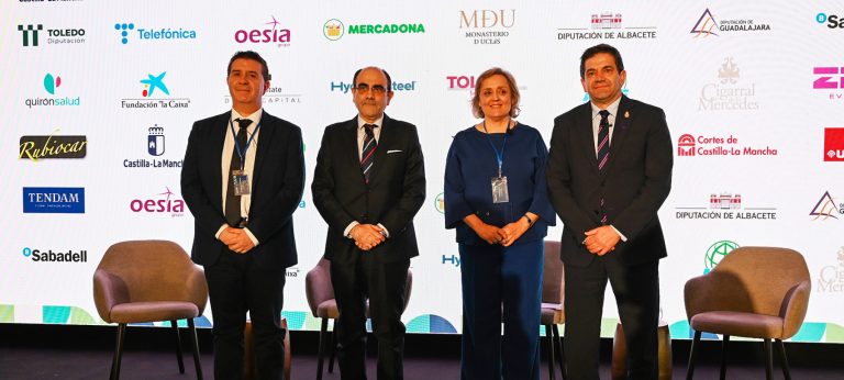 Valverde reivindica en Toledo mejor financiación y menos fiscalidad para los ayuntamientos en el IV Foro Económico Español de Castilla-La Mancha