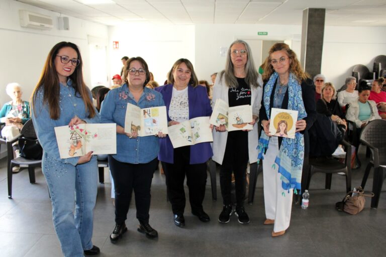 El Gobierno regional resalta el trabajo de sensibilización que realiza la asociación FibroReal en favor de los enfermos de Fibromialgia