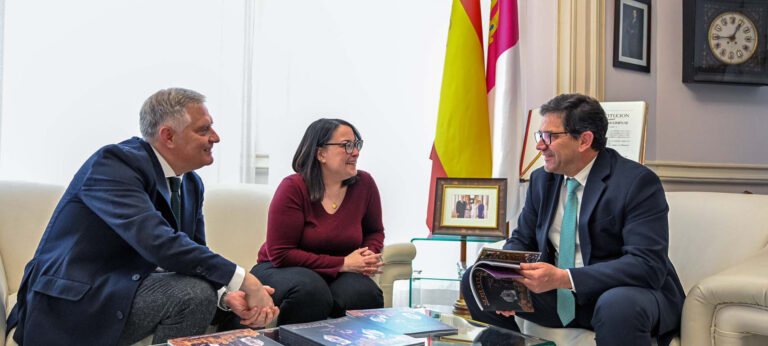 Diputación y Ayuntamiento colaboran en la difusión de la Semana Santa de Ciudad Real declarada de Interés Turístico Nacional