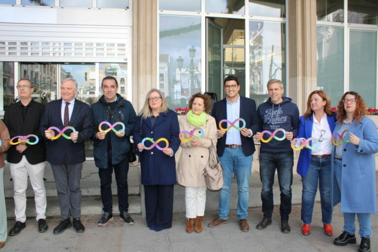 El Gobierno regional defiende una sociedad inclusiva en Ciudad Real con entornos accesibles y apoyos adecuados para las personas con autismo 