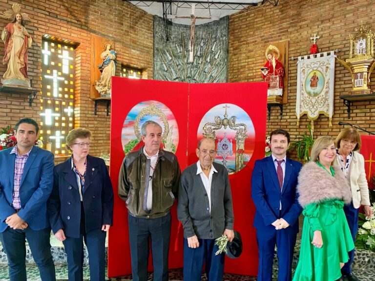 El artista Jesús Calzada presenta dos obras sacras para la Hermandad de San Lorenzo Mártir, patrón de su pueblo natal