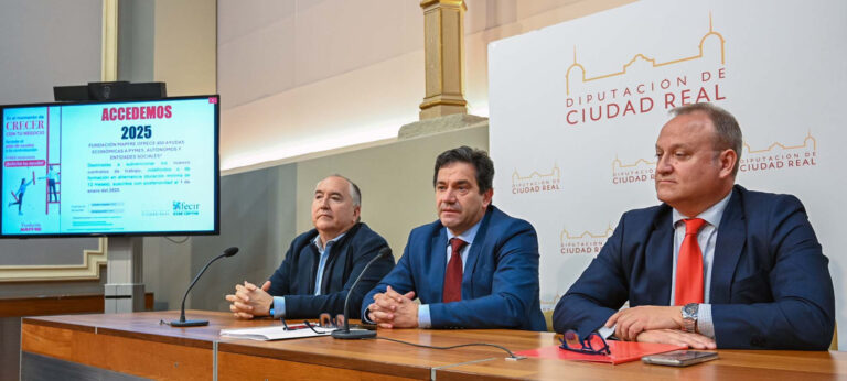 Valverde destaca la importancia de la colaboración público-privada para la generación de empleo