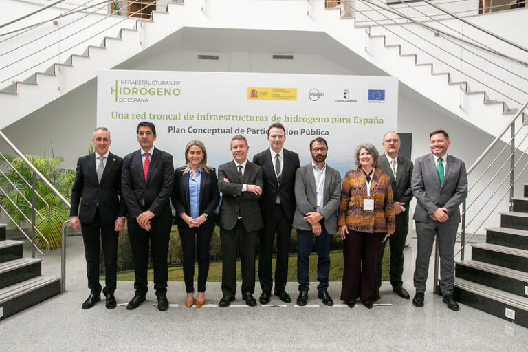 Enagás inicia en Puertollano el Plan de Participación Pública de la red nacional de hidroductos, que llegará a 550 municipios y 380 organismos