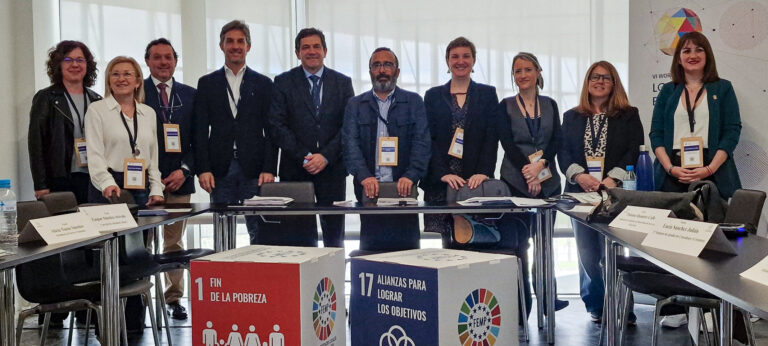 Valverde resalta en el VI Foro de Desarrollo Económico Local de Sevilla la implicación de la Diputación de Ciudad Real en proyectos solidarios internacionales