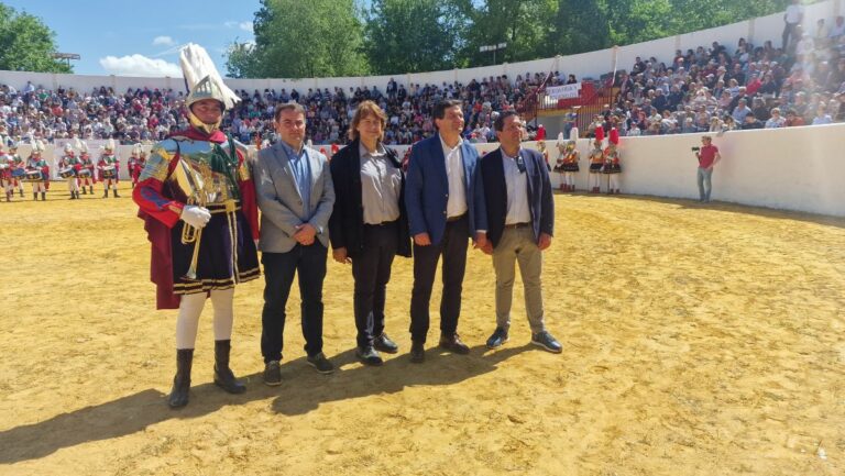 El Gobierno regional respalda a nivel institucional y económico la II Concentración nacional de centurias romanas celebrada en Moral de Calatrava