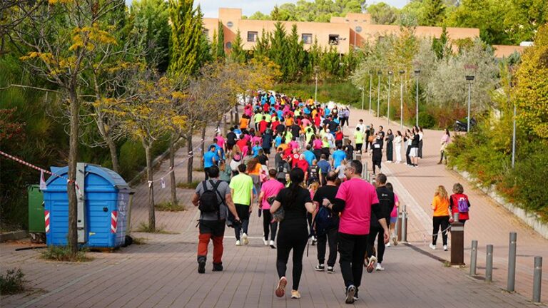 Un estudio de la UCLM comprueba que alcanzar los 5.000 pasos al día se asocia con menos síntomas depresivos