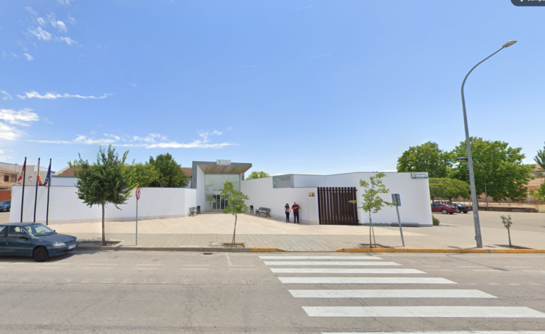 Un médico y una auxiliar administrativo son agredidos por un paciente en el centro de salud de Pedro Muñoz