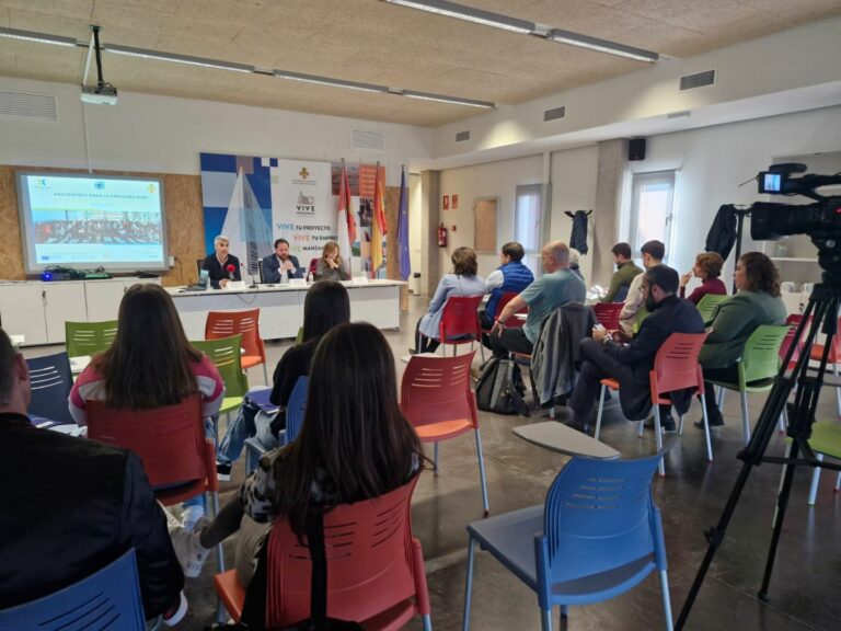La Asociación Regional de Zonas Industriales de Castilla-La Mancha (ZINCAMAN) y el Ayuntamiento de Manzanares promueven la inserción laboral de jóvenes menores de 30 años