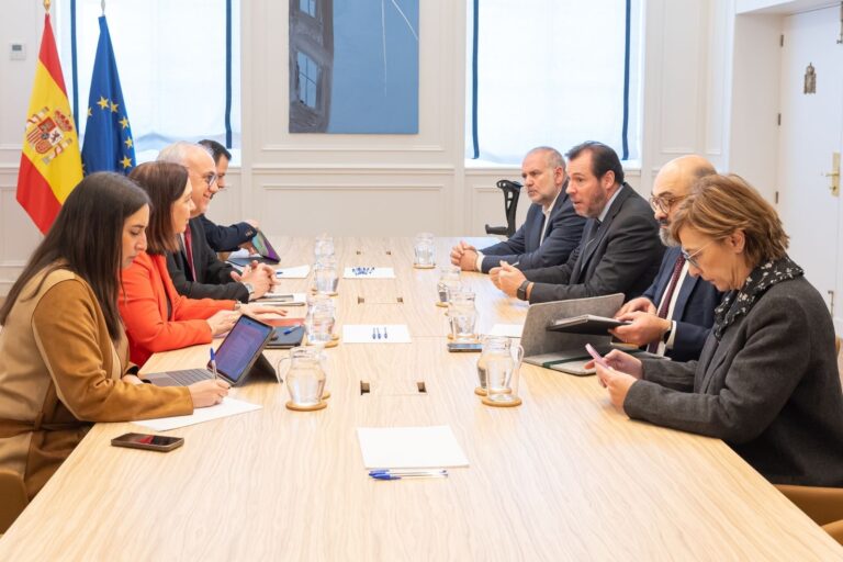 Puente asegura que las obras del baipás de Montoro no impedirán la ejecución de proyectos ferroviarios en Ciudad Real