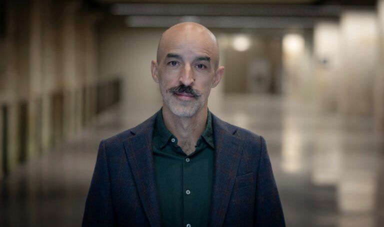 La Facultad de Letras encara un mes repleto de actividades incluyendo visita de Jesús Carrasco este martes