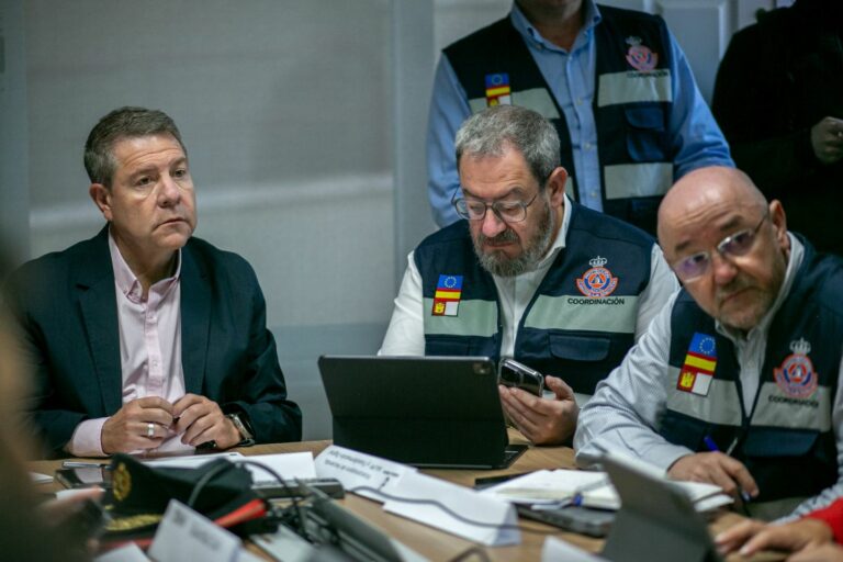 Cuatro pueblos de Ciudad Real siguen sin luz tras una noche con 5.000 pasajeros de tren afectados en C-LM