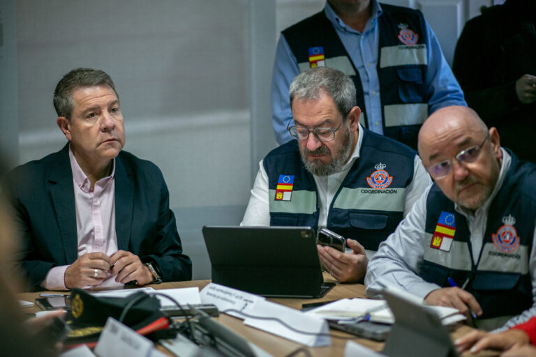 Porzuna, Piedrabuena, Carrizosa y El Robledo siguen sin luz tras una noche con 5.000 pasajeros de tren afectados en toda C-LM