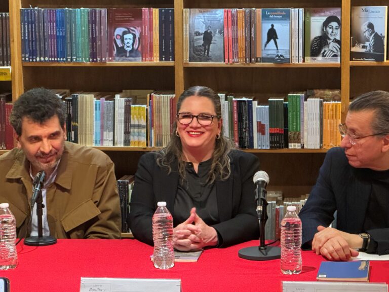 Presentación del libro Aparece en anacrusa el deseo, de la prestigiosa escritora mexicana Beatriz Saavedra Gastélum