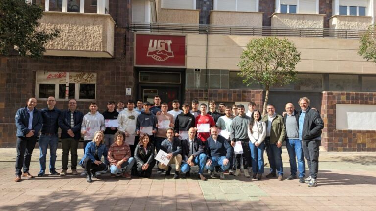 UGT Albacete acoge la clausura del curso de Prevención de Riesgos Laborales a alumnos del instituto “Aguas Nuevas” de Albacete impartido por UGT FICA