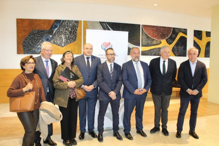 El Gobierno de Castilla-La Mancha pone en valor la trayectoria e impacto de la Facultad de Enfermería en la formación de profesionales de la salud