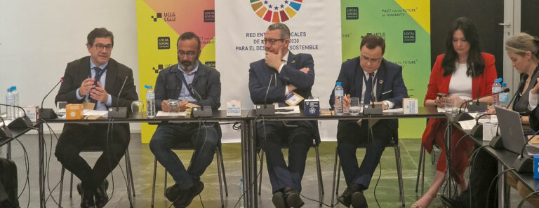 Valverde apunta en Sevilla la necesidad de intensificar la labor pedagógica para que sea más factible lograr los objetivos de desarrollo sostenible