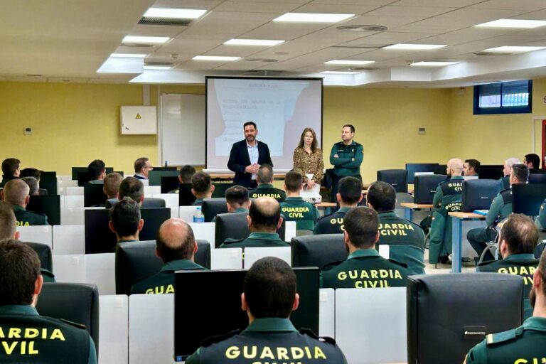El subdelegado del Gobierno asiste a las Jornadas de Actualización para unidades de Seguridad Ciudadana de la Guardia Civil