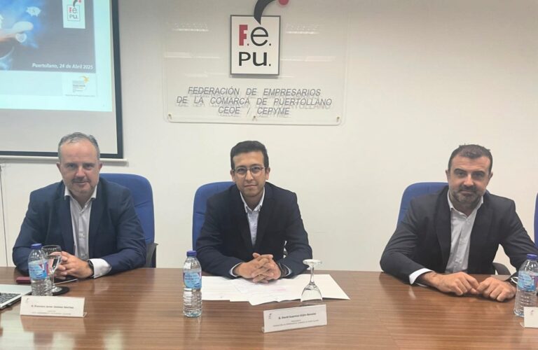 Puertollano: FEPU y CaixaBank abordan los retos de la empresa familiar en una jornada centrada en la planificación y el relevo generacional