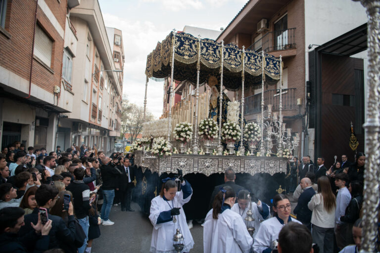 Jueves Santo: Cristo de la Caridad, Santa Cena, Pilatos y Dolorosa de Santiago