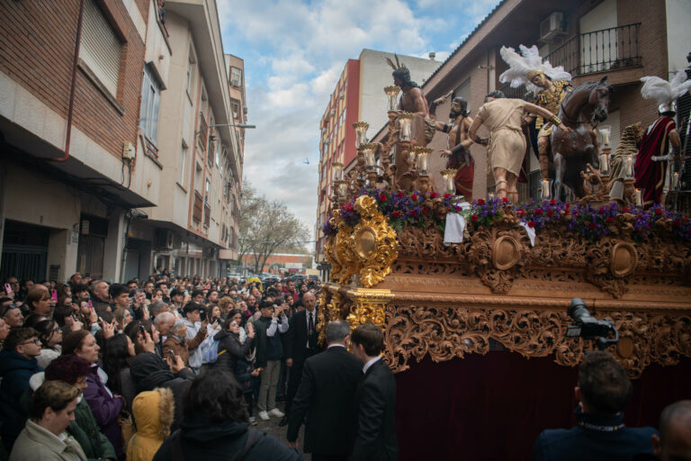 La Flagelación espera a que escampe y sale a la calle el Miércoles Santo