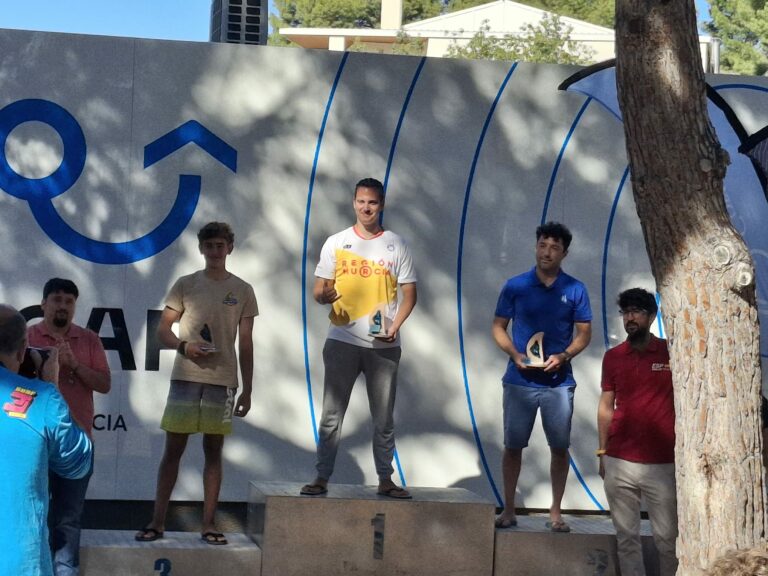 Eduardo Navarro, subcampeón de España absoluto de Windsurf Slalom 2025