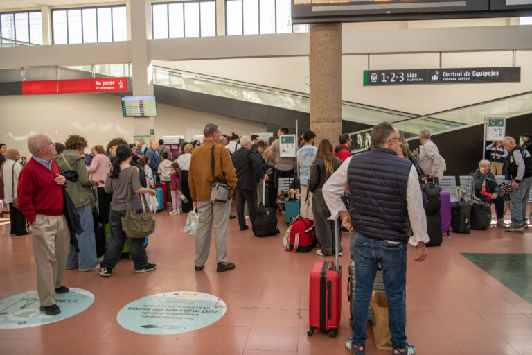 El Ayuntamiento de Ciudad Real muestra su apoyo a los usuarios afectados por los retrasos de Renfe y exige soluciones inmediatas