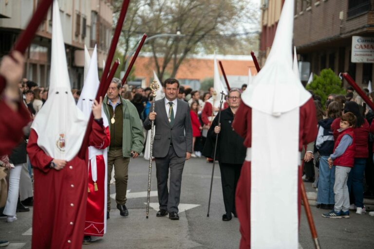 Ricardo Chamorro preside la procesión del Santísimo Cristo de la Caridad en Ciudad Real