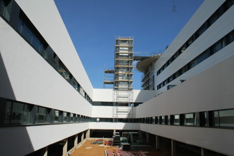 El nuevo Hospital de Puertollano cobra forma y las obras superan el 60 por ciento de ejecución