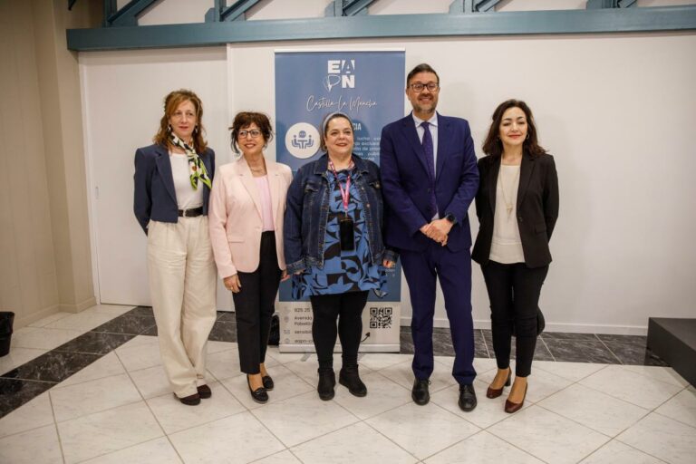 El Gobierno regional muestra su compromiso con la lucha contra la pobreza y la igualdad de oportunidades a través del impulso de políticas públicas