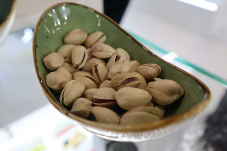 El IRIAF participa en la secuenciación del genoma de referencia de la variedad de pistacho Kerman, la más cultivada del mundo
