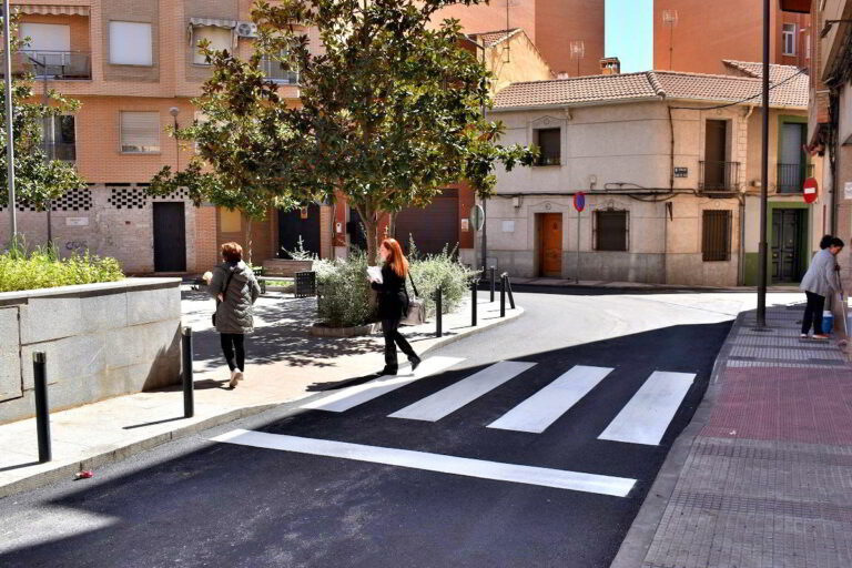 El asfaltado llega al centro histórico de Puertollano