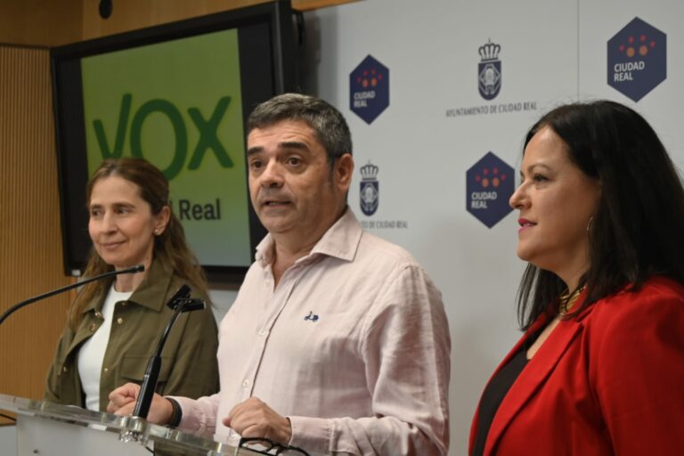 VOX Ciudad Real exige respeto a los acuerdos plenarios y denuncia la falta de pluralidad en los medios institucionales