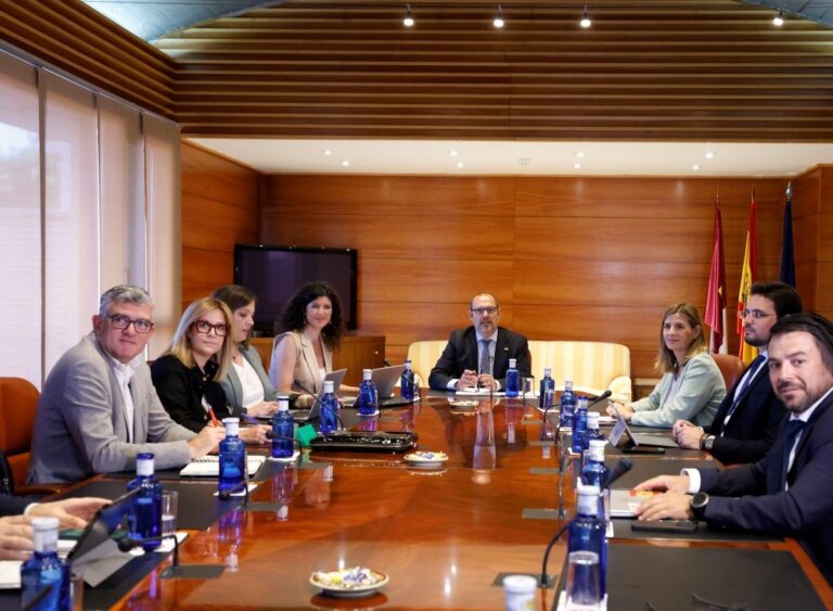La Mesa convoca el Pleno que debatirá y votará el nuevo Estatuto de Castilla-La Mancha