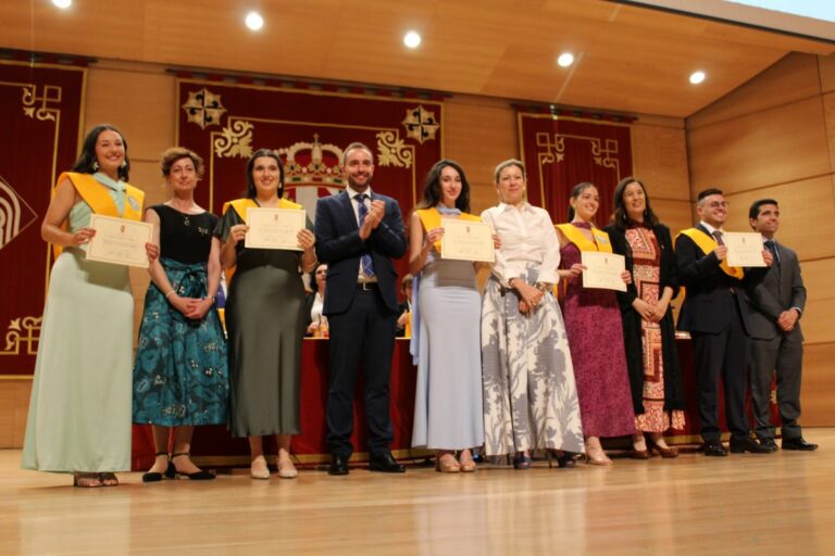 El Gobierno regional felicita a la 10º promoción de Graduados en Medicina de la UCLM en Ciudad Real y compromete seguir invirtiendo en investigación    