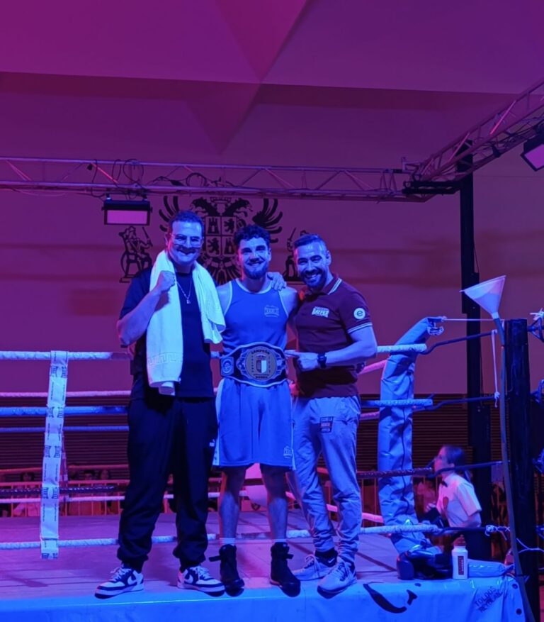 El boxeador Daniel Guerrero se proclama campeón de Castilla-La Mancha en la categoría de -60 kg