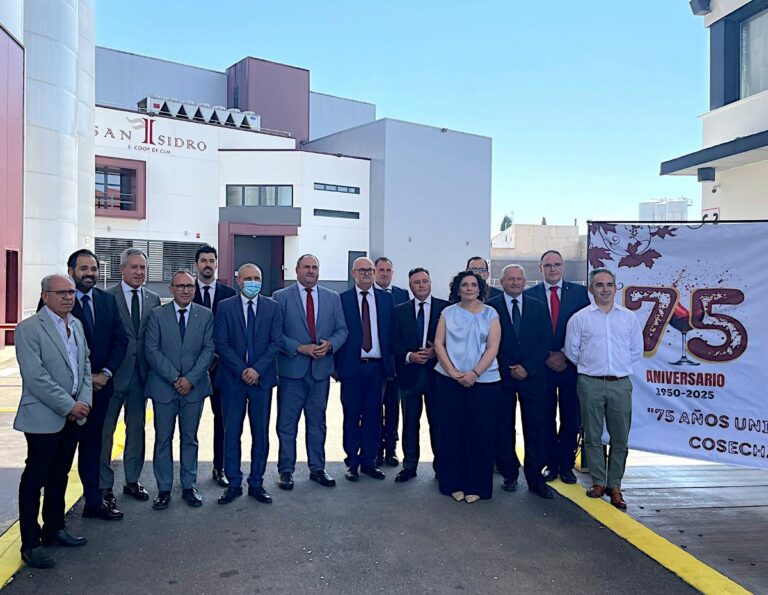 Eurocaja Rural acompaña a la Cooperativa San Isidro por su 75 aniversario